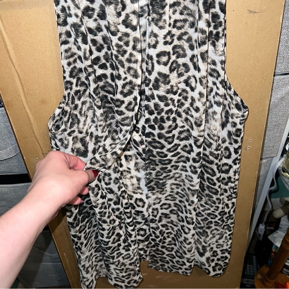 Leopard Print JLO Top - Picture 6 of 6
